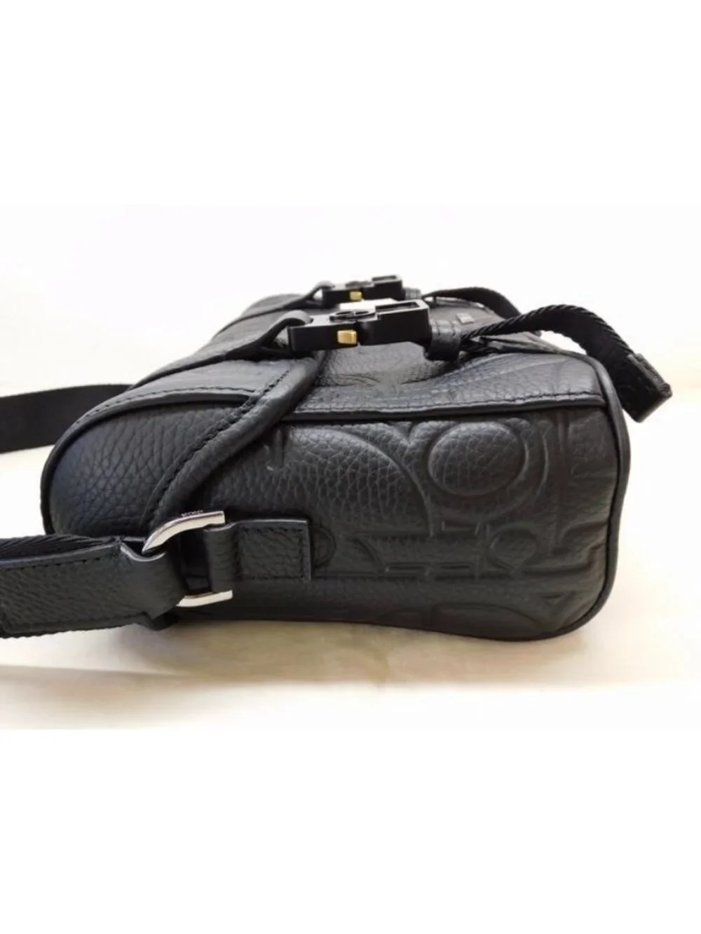 Dior Hit the Road Leather Shoulder Bag Black